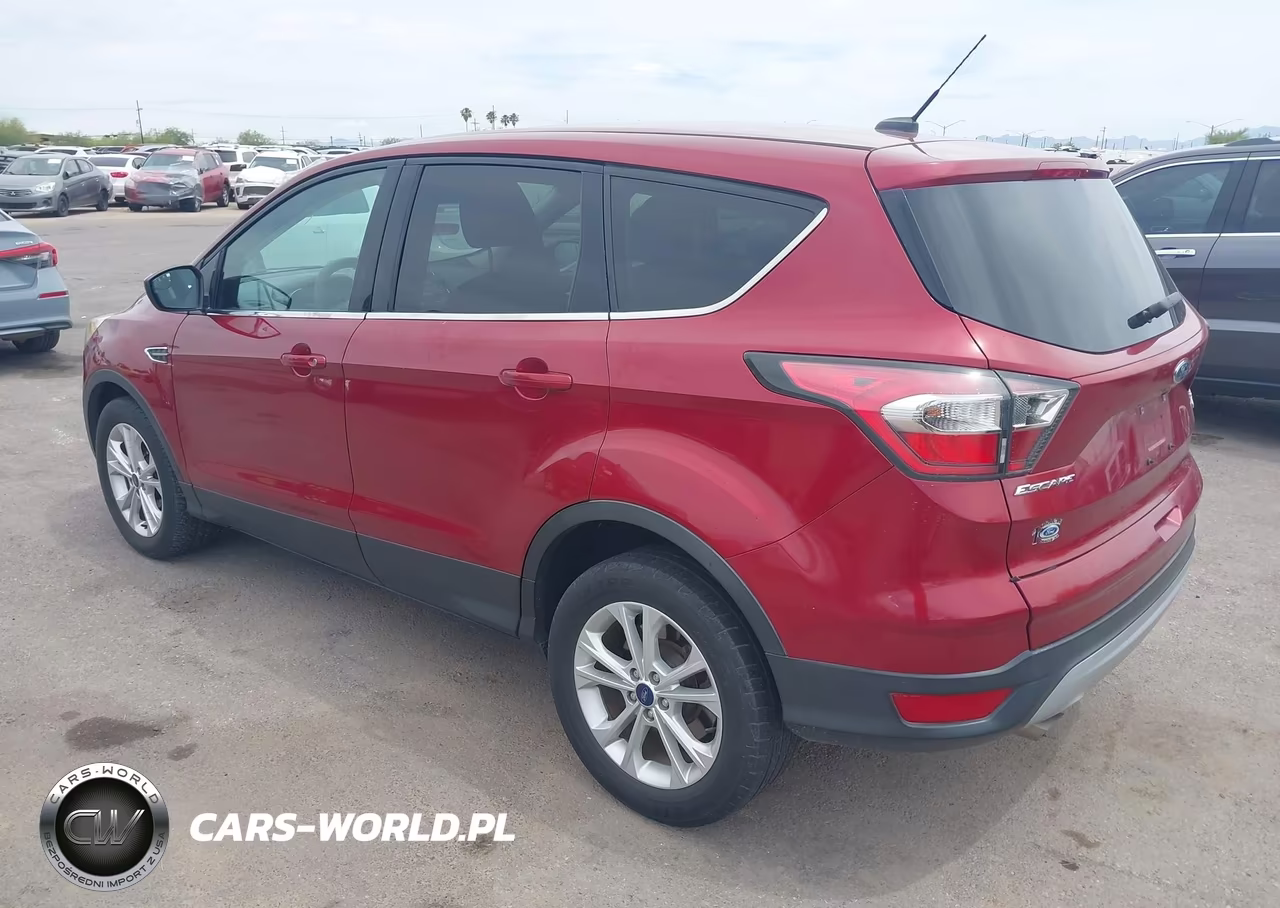 2017 Ford Escape Se VIN:1FMCU0G92HUB31419 - 3