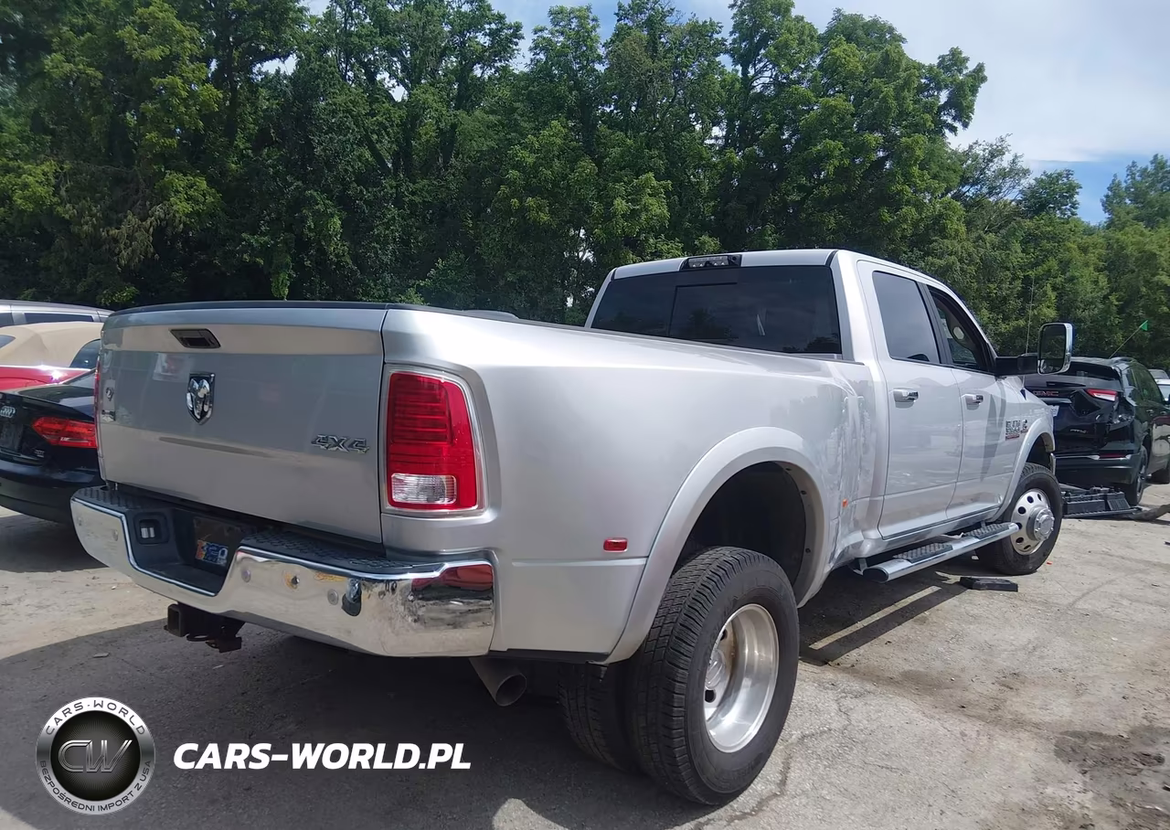 2018 Ram 3500 Laramie 4X4 8' Box VIN:3C63RRJL9JG423115 - 4