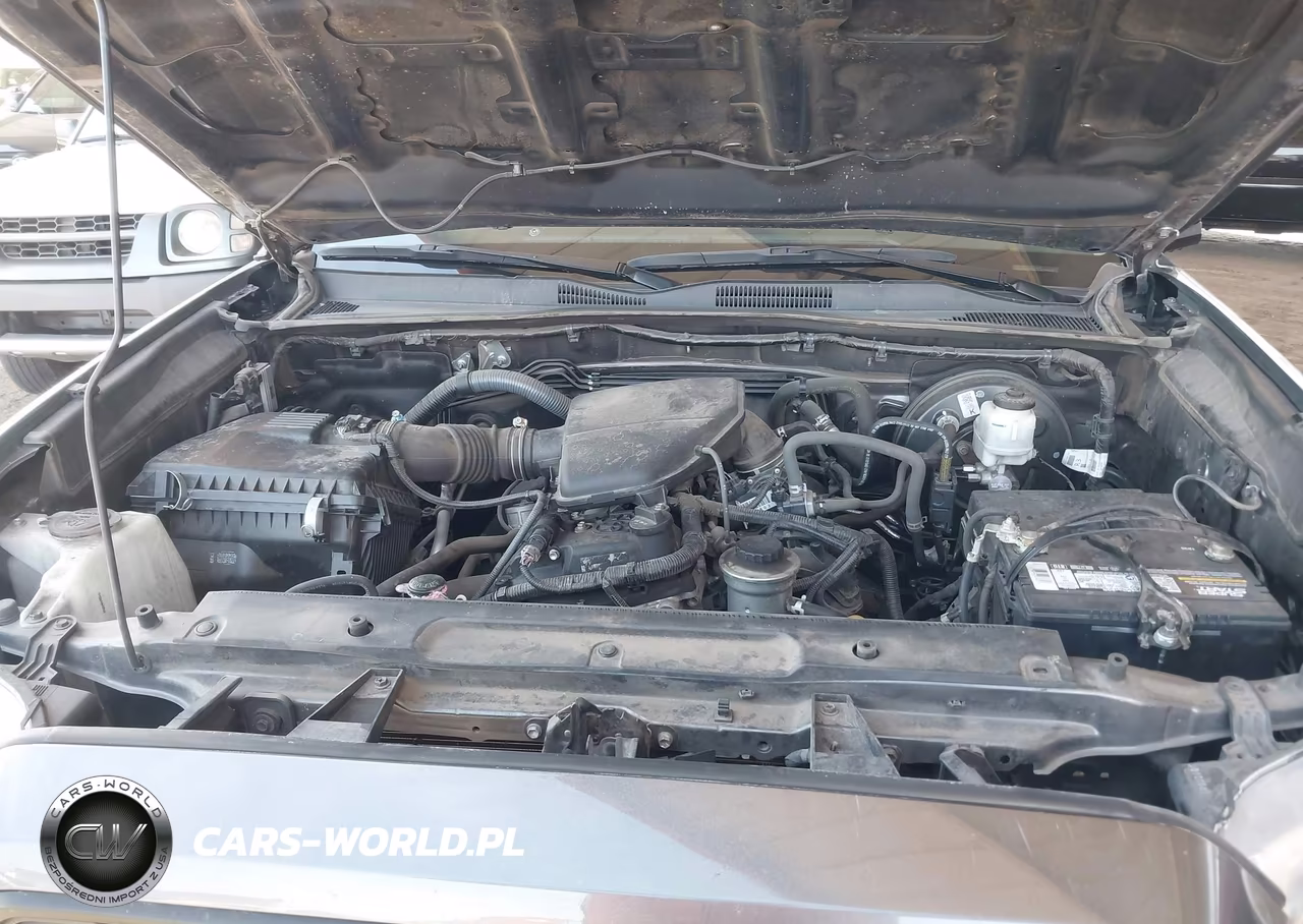 2022 Toyota Tacoma Sr VIN:3TYRX5GN9NT049725 - 10