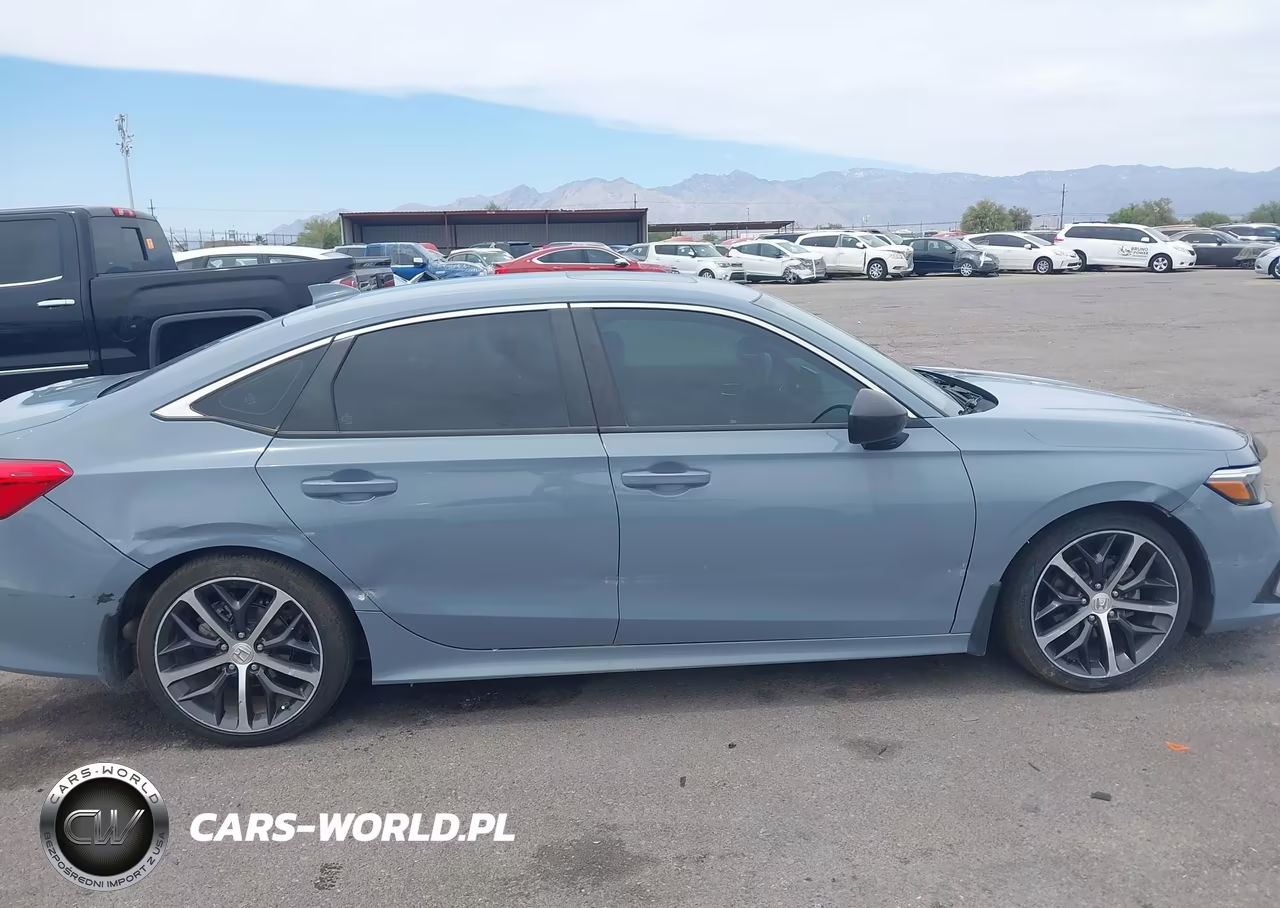 2023 Honda Civic Touring VIN:2HGFE1F94PH303085 - 13