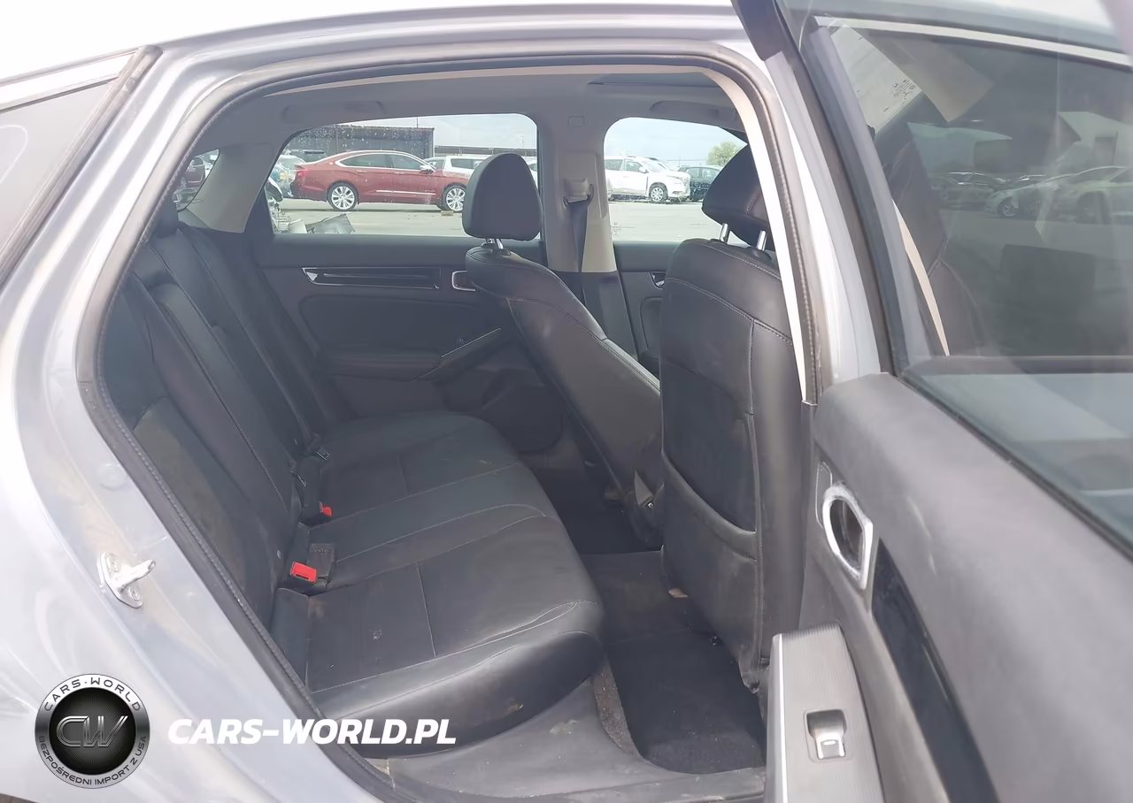 2023 Honda Civic Touring VIN:2HGFE1F94PH303085 - 8