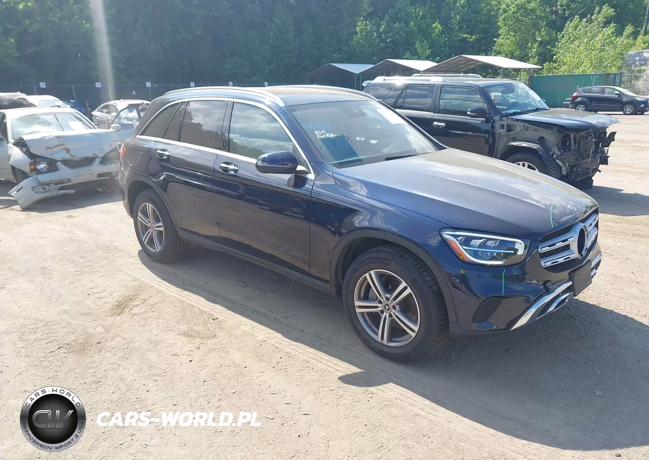 2022 Mercedes-Benz Glc 300 4Matic Suv – zdjęcie 1 z 17
