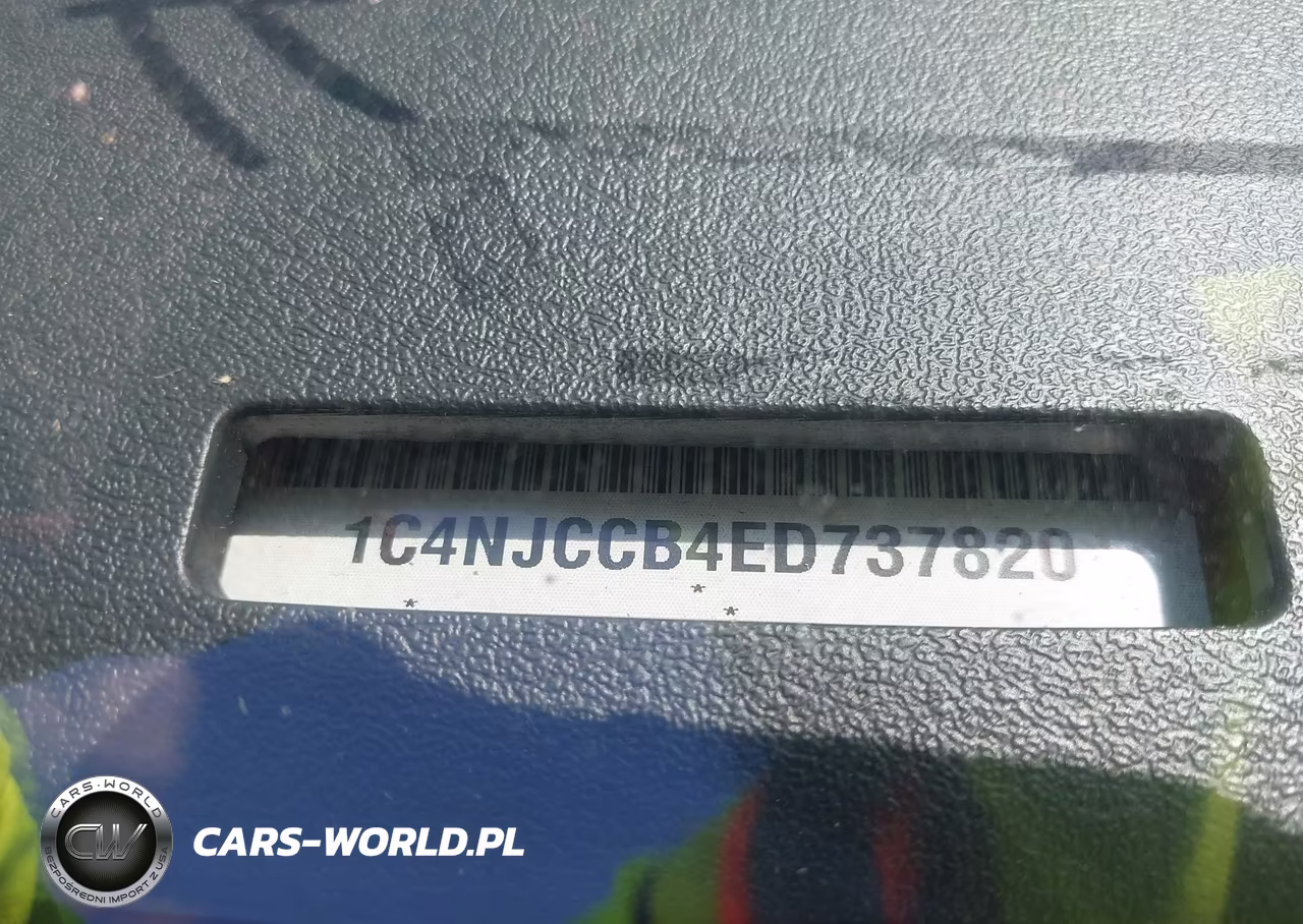 2014 Jeep Compass Limited VIN:1C4NJCCB4ED737820 - 17