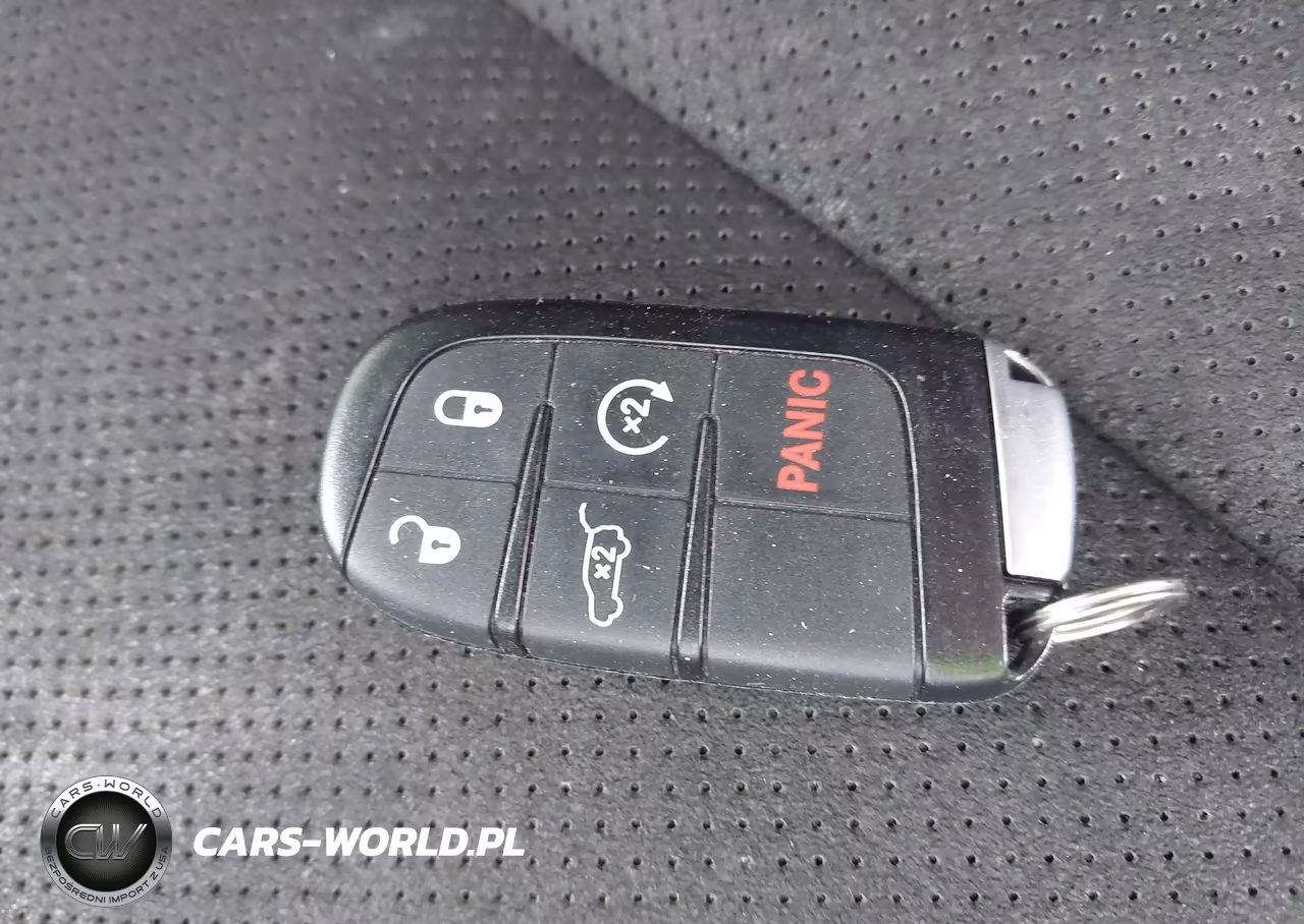 2020 Jeep Grand Cherokee Altitude 4X4 VIN:1C4RJFAG3LC380571 - 11