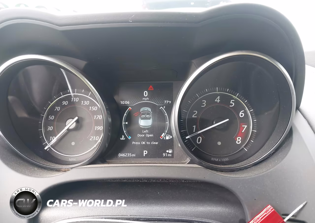2016 Jaguar F-Type R VIN:SAJWJ6HL8GMK32732 - 7