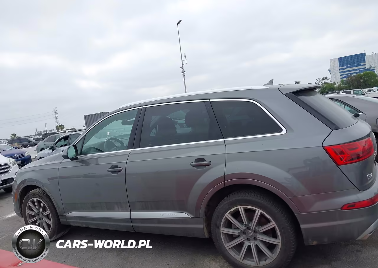 2018 Audi Q7 3.0T Premium VIN:WA1LAAF70JD002906 - 14