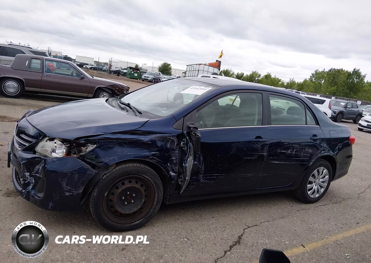 2013 Toyota Corolla Le VIN:JTDBU4EE5DJ115993 - 14