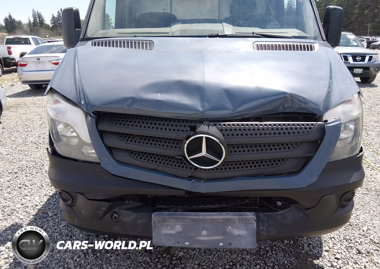 2018 Mercedes-Benz Sprinter 2500 Standard Roof V6 VIN:WD3PE7CD4JP637810 - 6