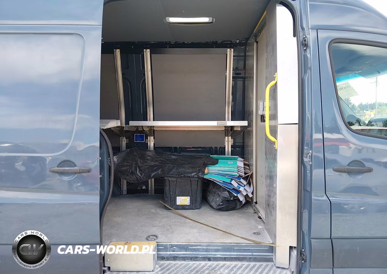 2018 Mercedes-Benz Sprinter 2500 Standard Roof V6 VIN:WD3PE7CD4JP637810 - 8