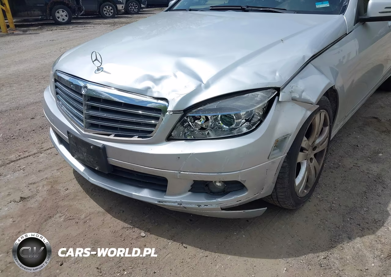 2011 Mercedes-Benz C 300 Luxury 4Matic VIN:WDDGF8BB3BR159433 - 6