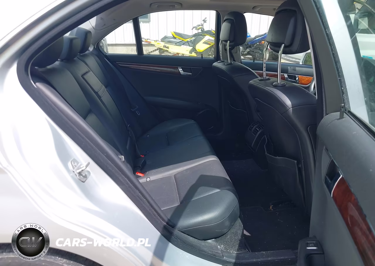 2011 Mercedes-Benz C 300 Luxury 4Matic VIN:WDDGF8BB3BR159433 - 8