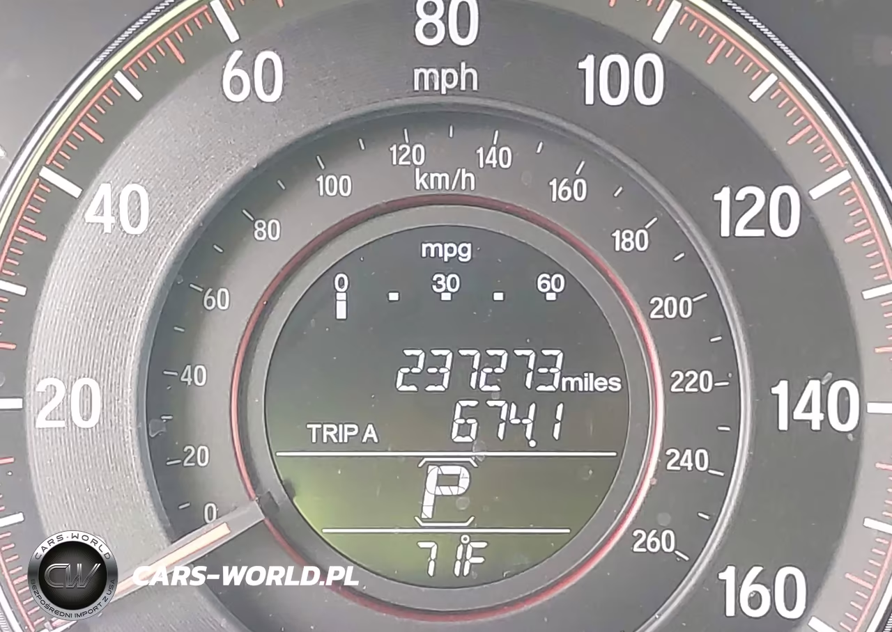 2017 Honda Accord Sport VIN:1HGCR2F5XHA233361 - 15