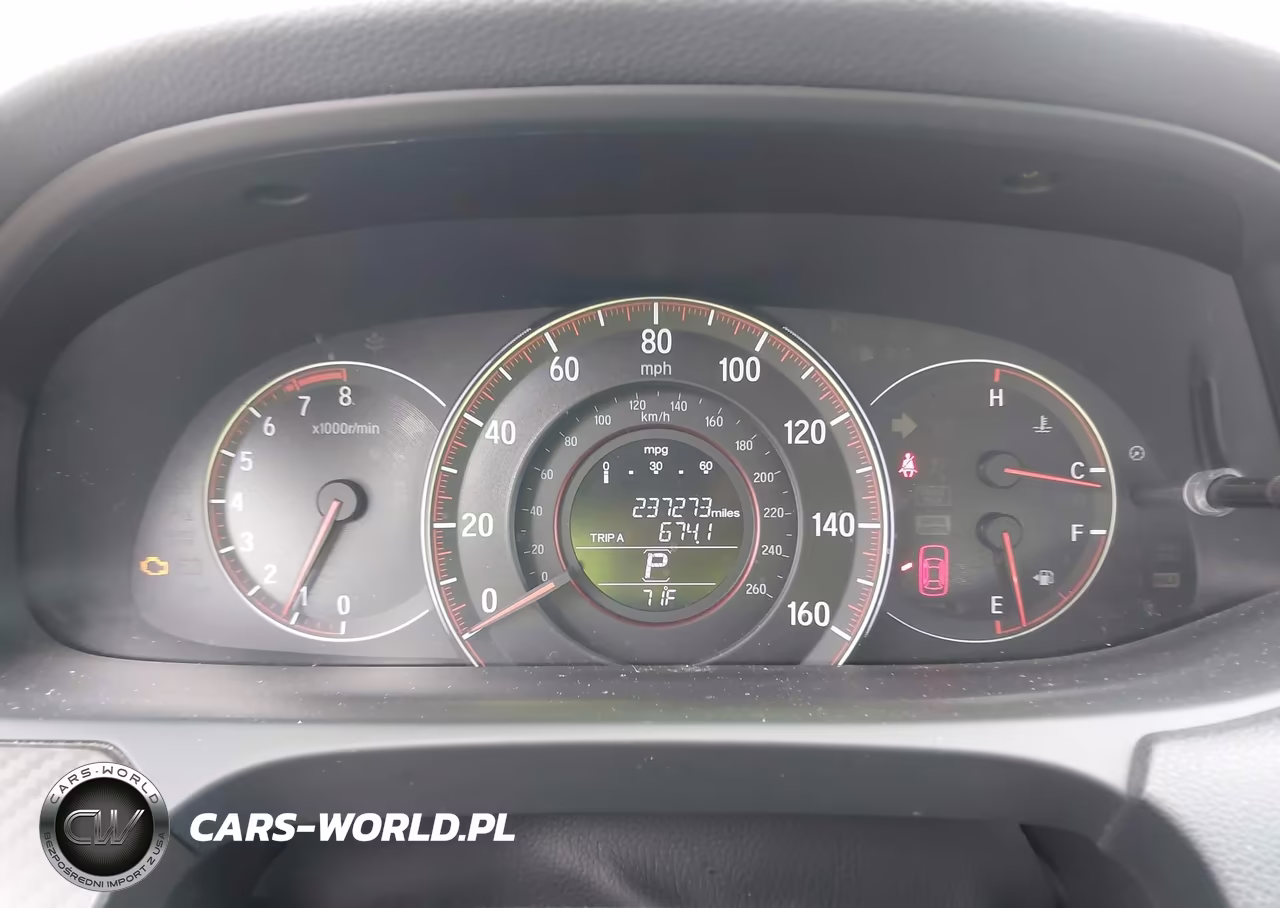 2017 Honda Accord Sport VIN:1HGCR2F5XHA233361 - 7