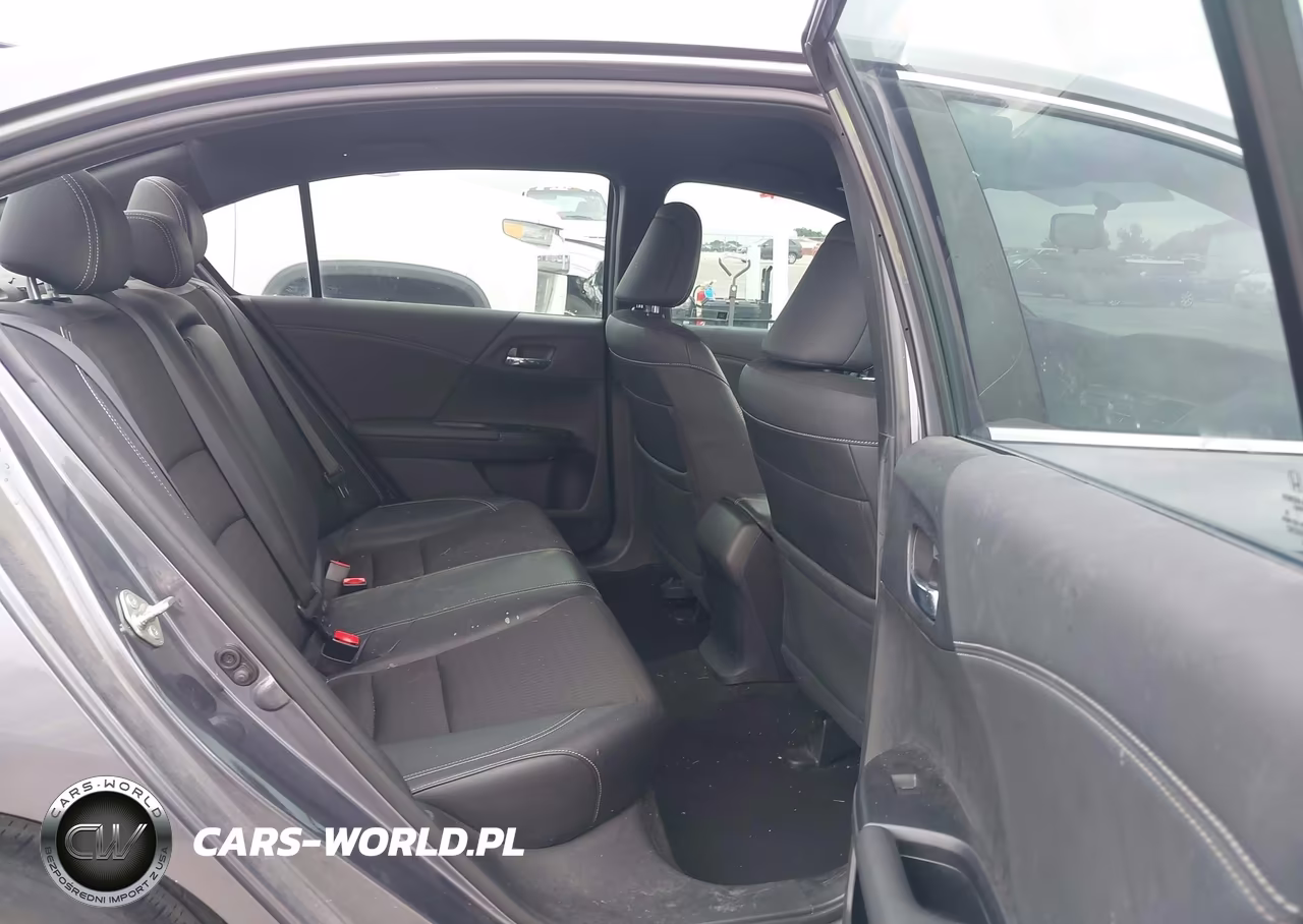 2017 Honda Accord Sport VIN:1HGCR2F5XHA233361 - 8