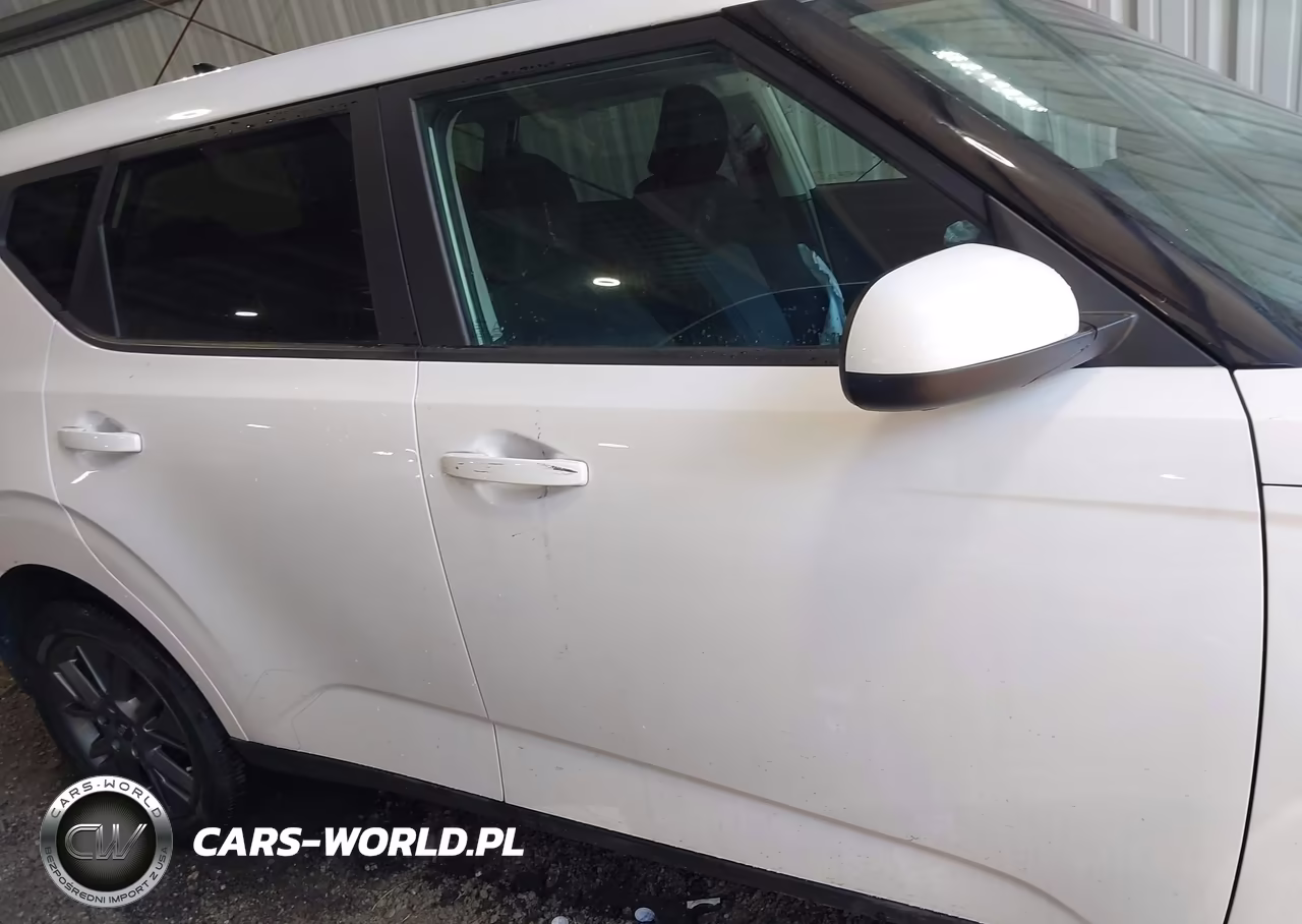 2021 Kia Soul S VIN:KNDJ23AU7M7797426 - 13