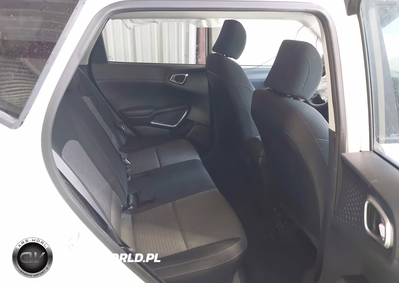 2021 Kia Soul S VIN:KNDJ23AU7M7797426 - 8