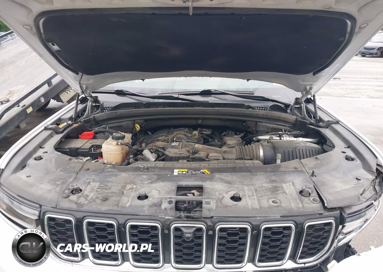 2021 Jeep Grand Cherokee L Limited 4X4 VIN:1C4RJKBG1M8122092 - 10