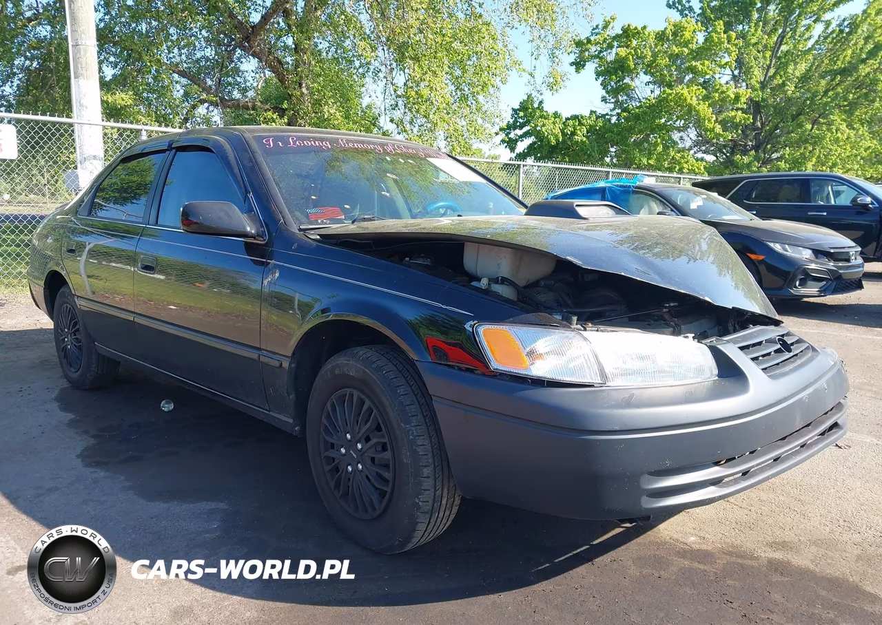 1999 Toyota Camry Le – zdjęcie 1 z 16