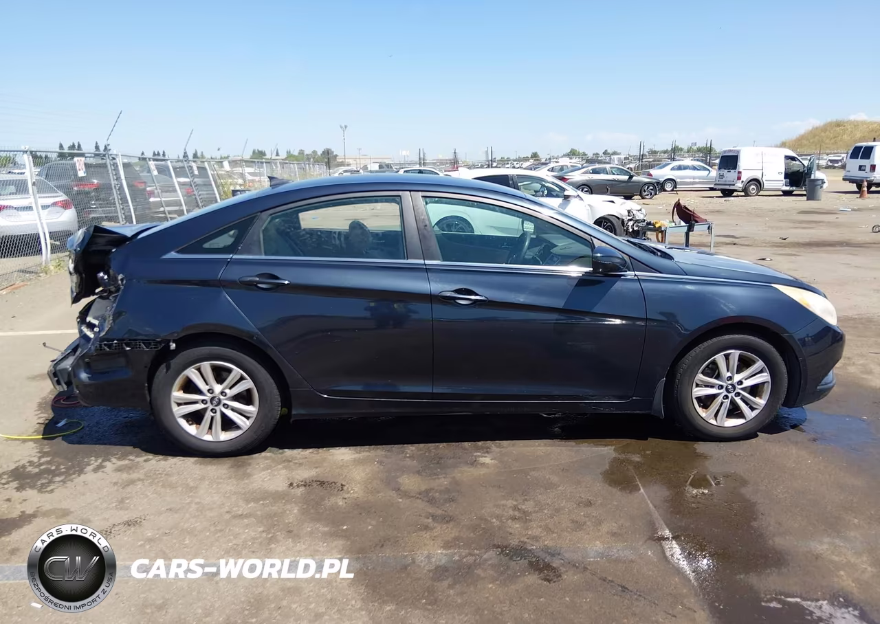 2013 Hyundai Sonata Gls VIN:5NPEB4AC3DH588730 - 13