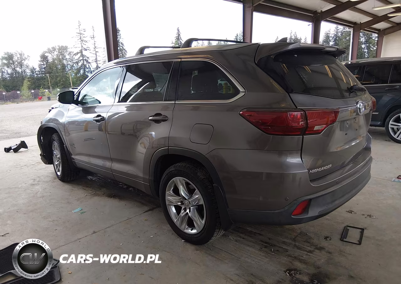 2014 Toyota Highlander Limited Platinum V6 VIN:5TDDKRFH5ES023730 - 3