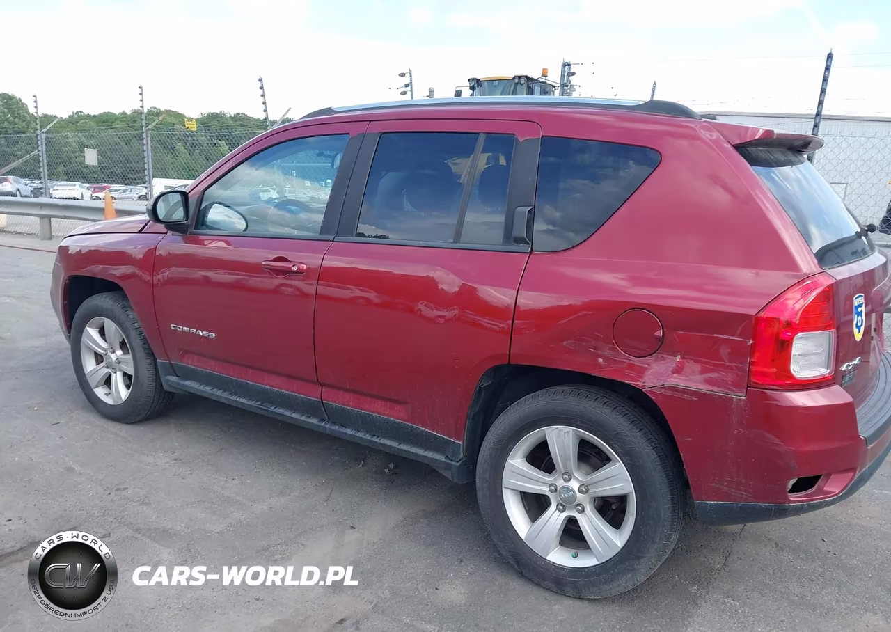 2012 Jeep Compass Latitude VIN:1C4NJDEB2CD525269 - 14