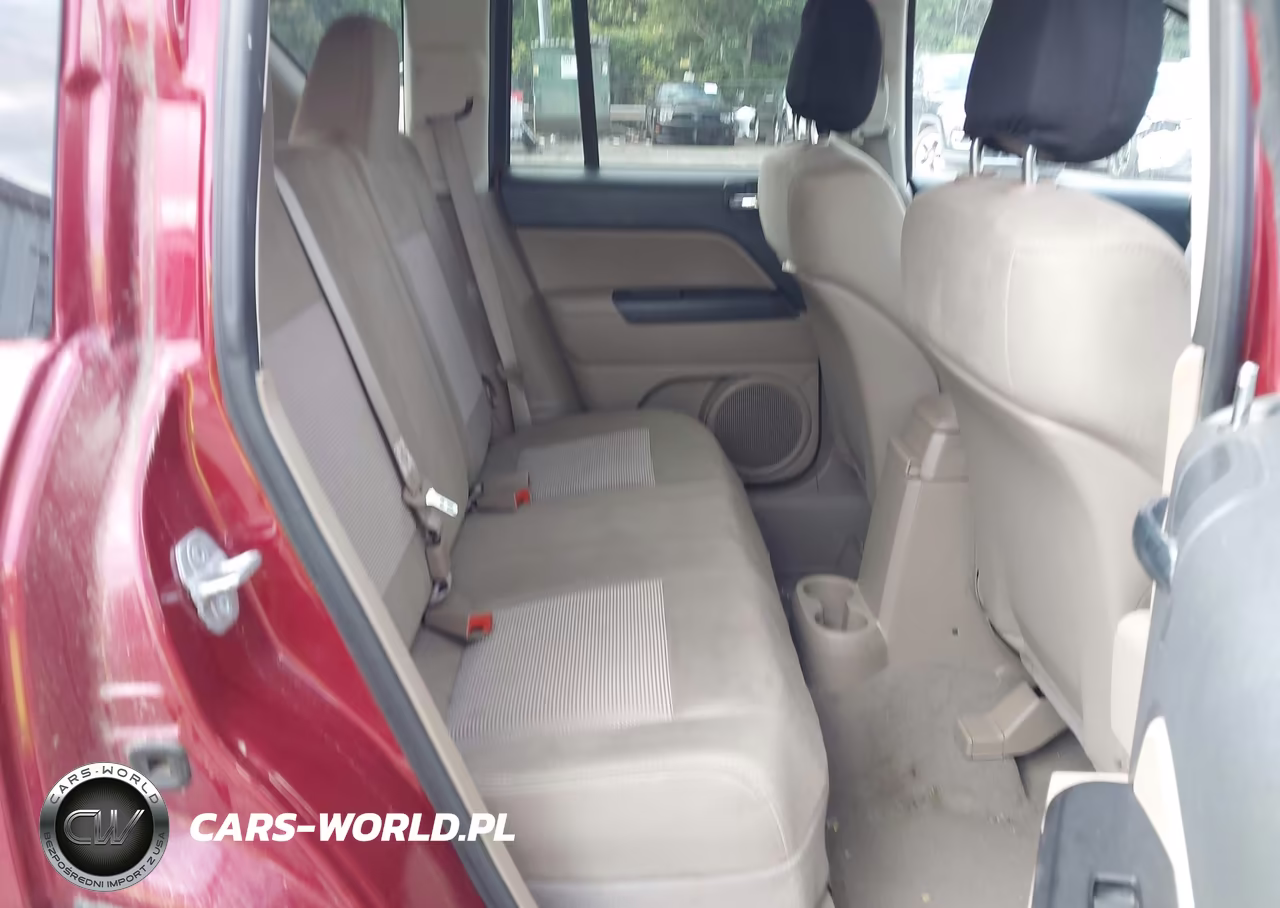 2012 Jeep Compass Latitude VIN:1C4NJDEB2CD525269 - 8