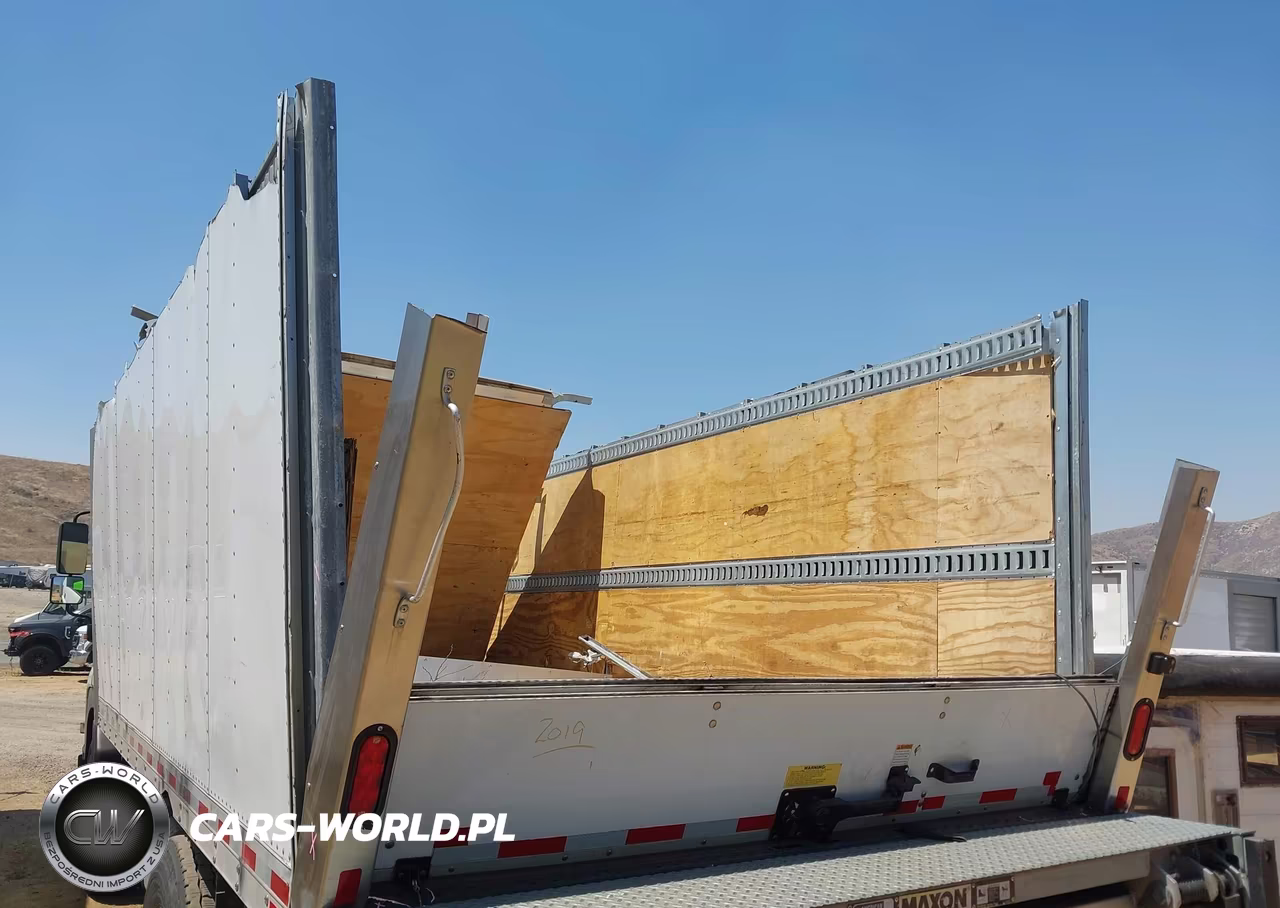 2019 Isuzu Ftr VIN:54DK6S167KSG00719 - 11