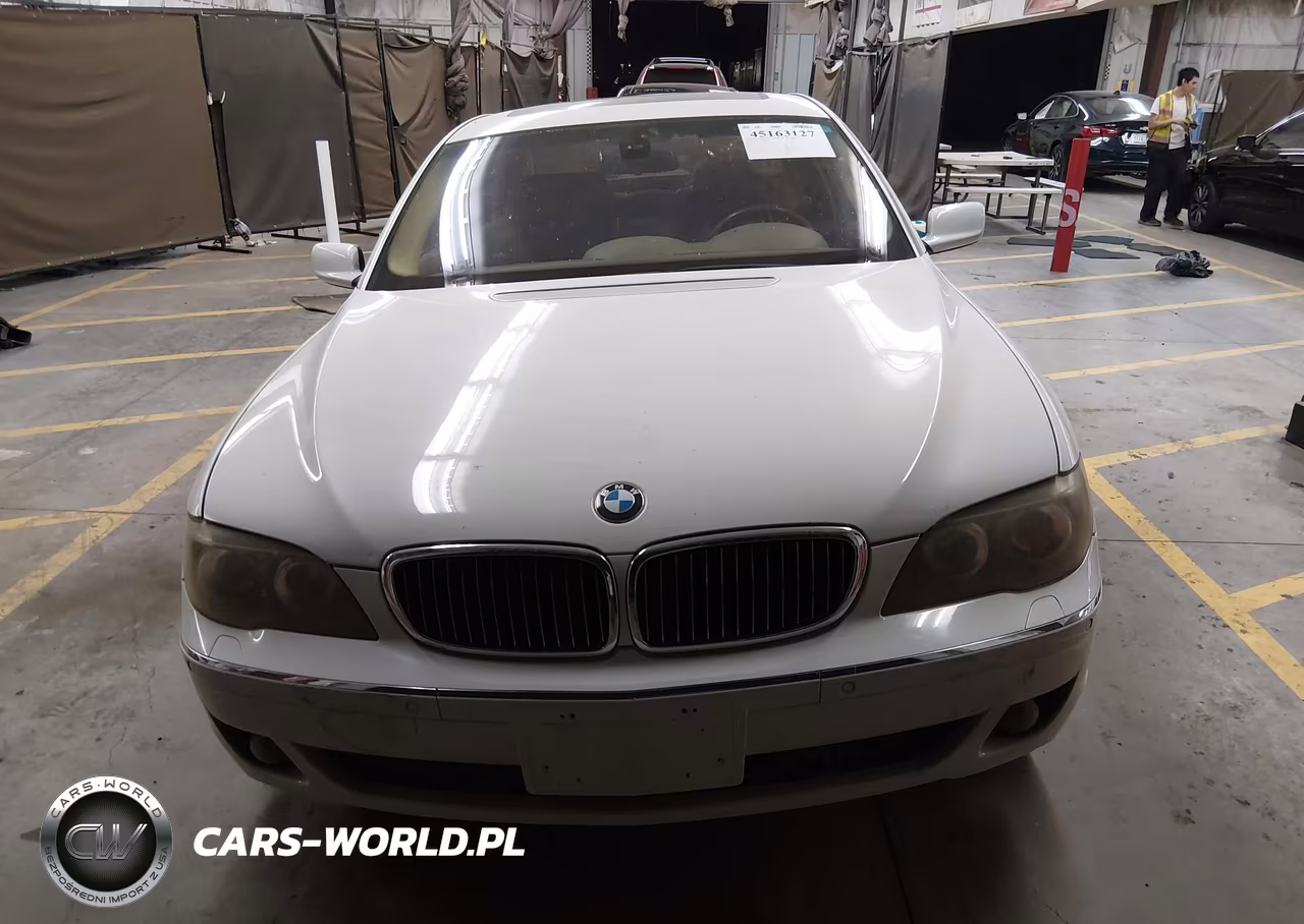 2007 BMW 750Li VIN:WBAHN835X7DT70771 - 12
