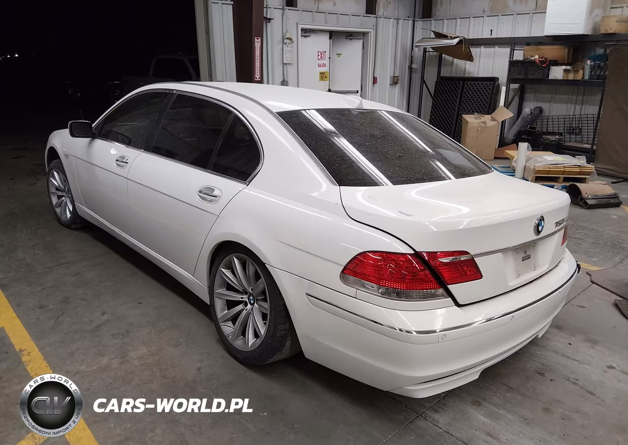 2007 BMW 750Li VIN:WBAHN835X7DT70771 - 3