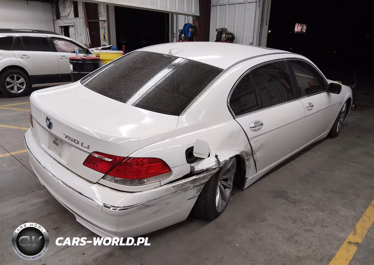 2007 BMW 750Li VIN:WBAHN835X7DT70771 - 4