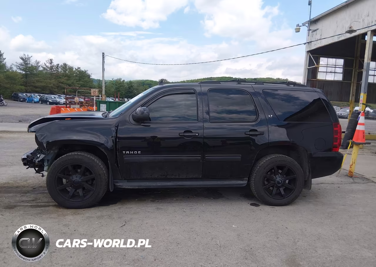 2013 Chevrolet Tahoe Lt VIN:1GNSKBE04DR303945 - 14