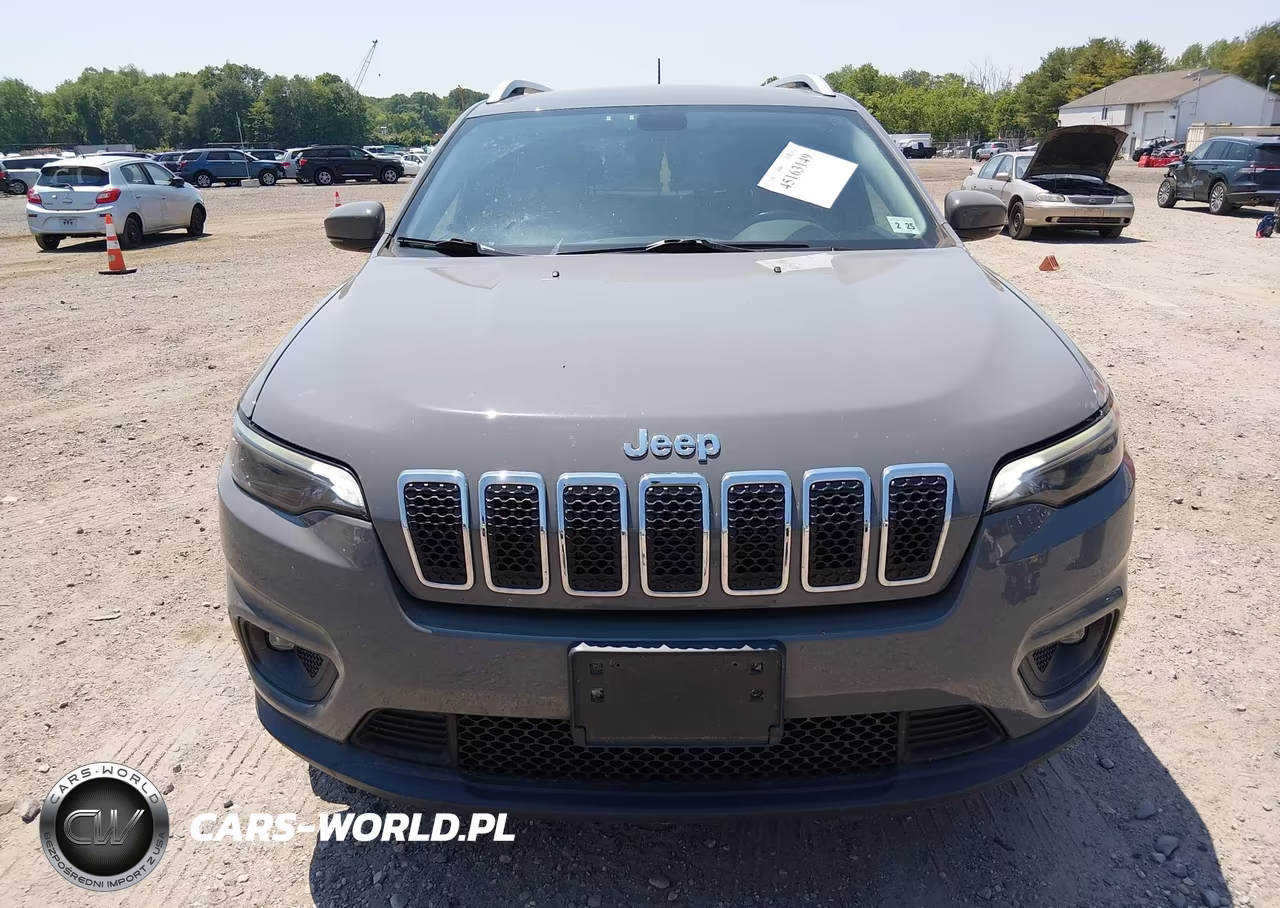 2020 Jeep Cherokee Latitude Plus 4X4 VIN:1C4PJMLB6LD530910 - 12