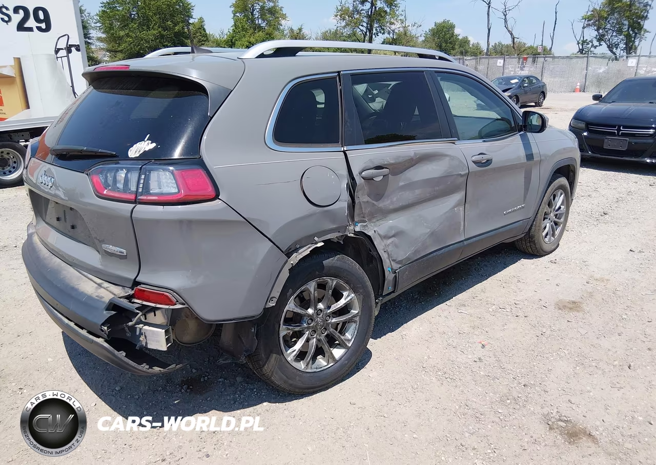 2020 Jeep Cherokee Latitude Plus 4X4 VIN:1C4PJMLB6LD530910 - 4