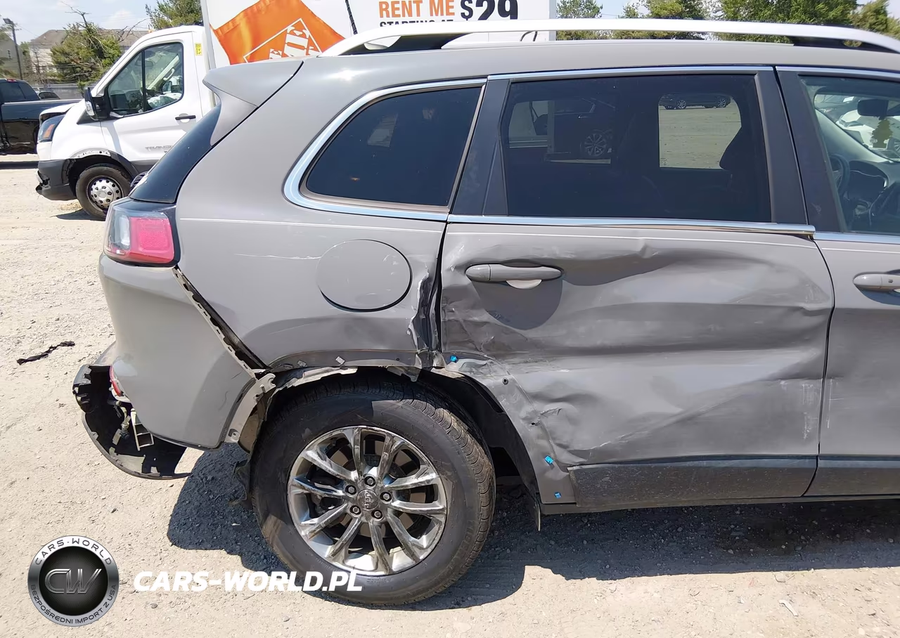 2020 Jeep Cherokee Latitude Plus 4X4 VIN:1C4PJMLB6LD530910 - 6