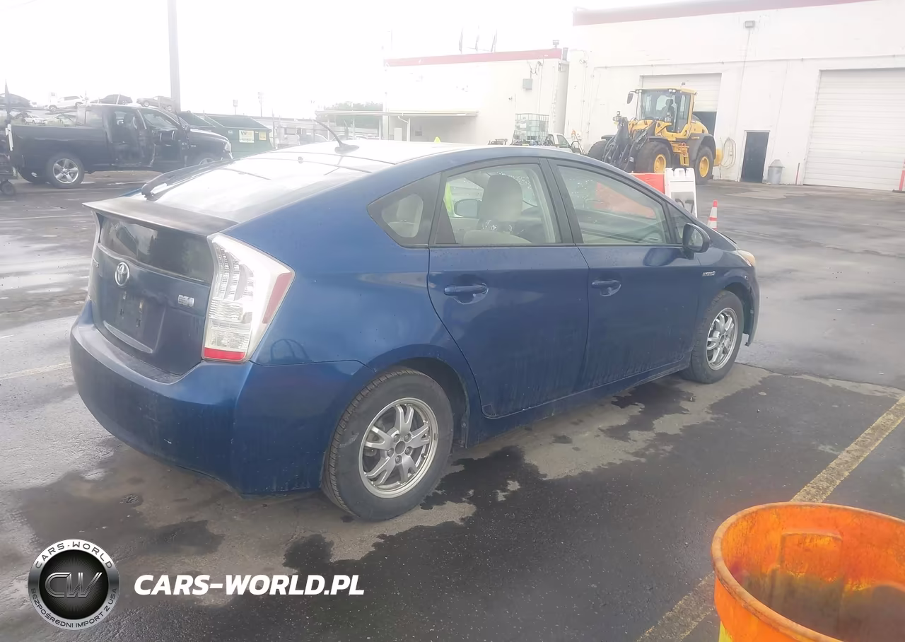 2010 Toyota Prius Ii VIN:JTDKN3DU8A0132966 - 4
