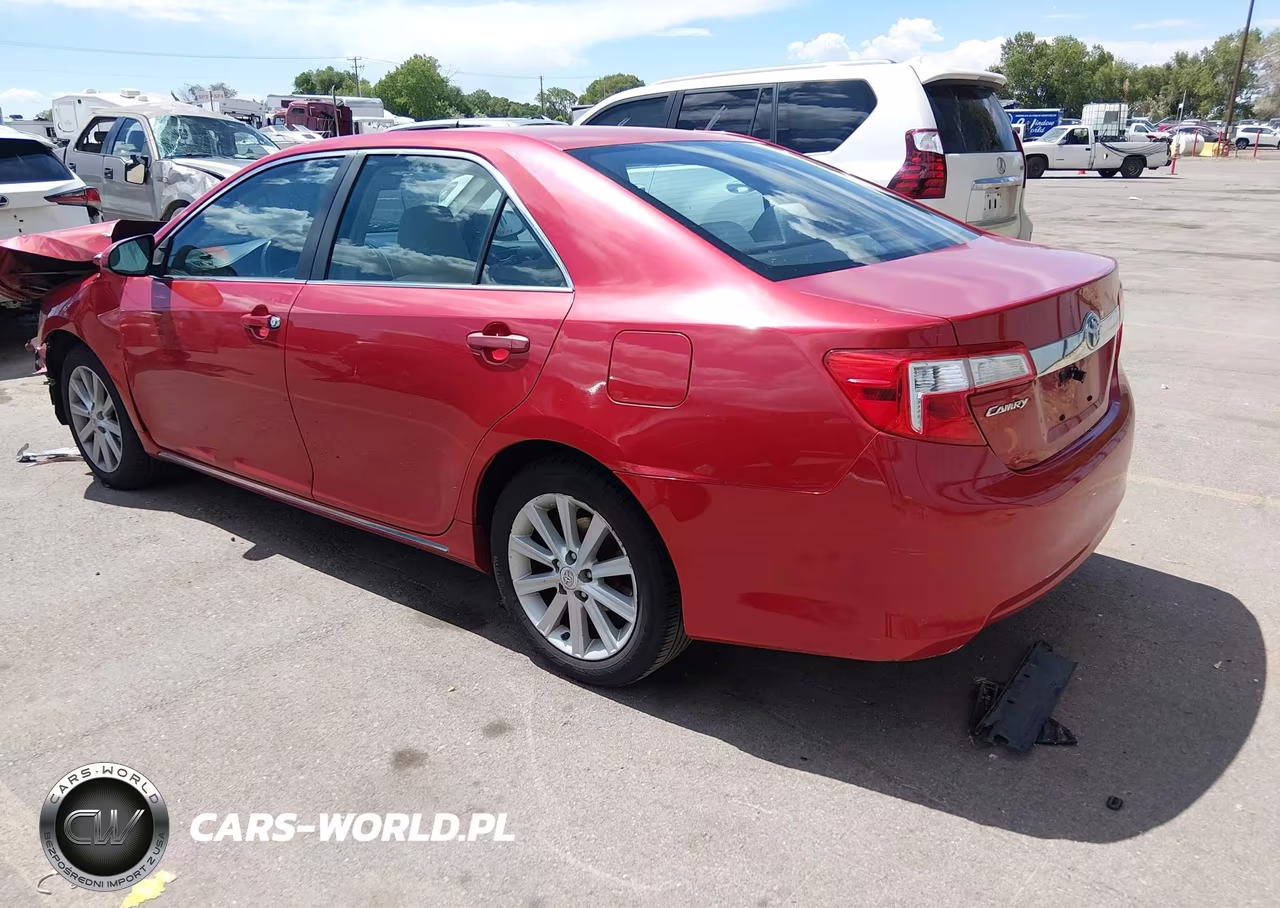 2012 Toyota Camry Xle VIN:4T4BF1FK7CR212382 - 3