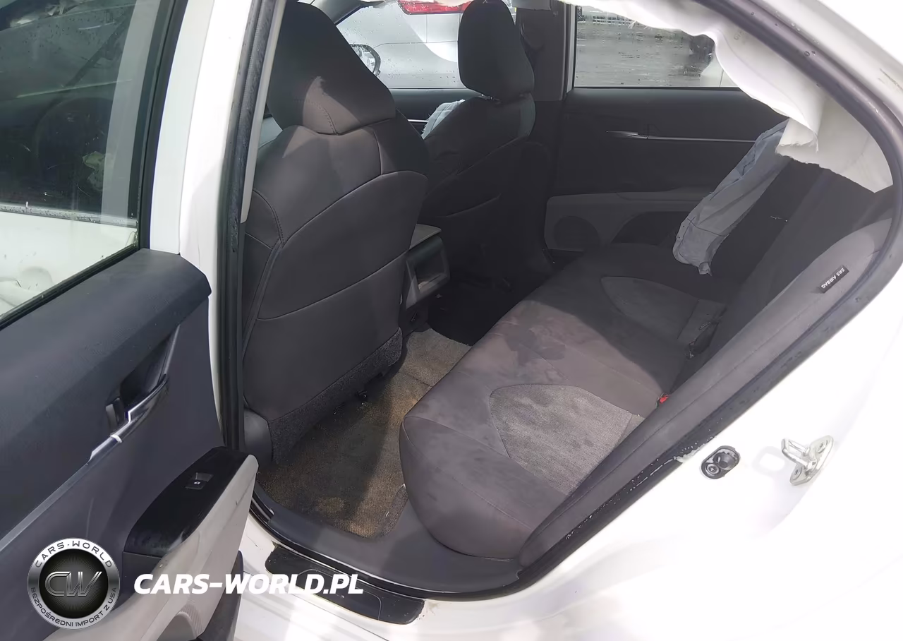 2019 Toyota Camry Le VIN:4T1B11HK1KU820645 - 8