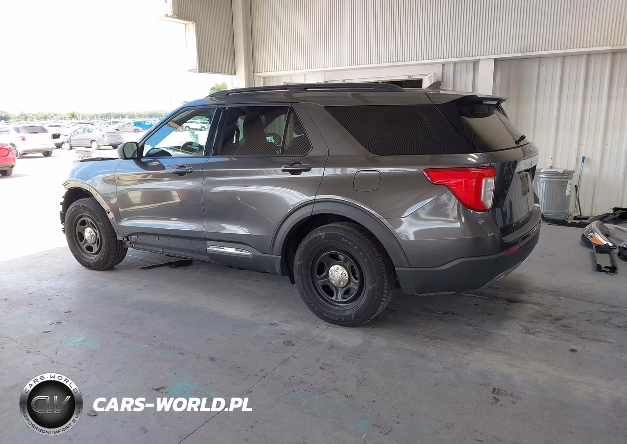 2020 Ford Explorer Xlt VIN:1FMSK8DH5LGB31580 - 3