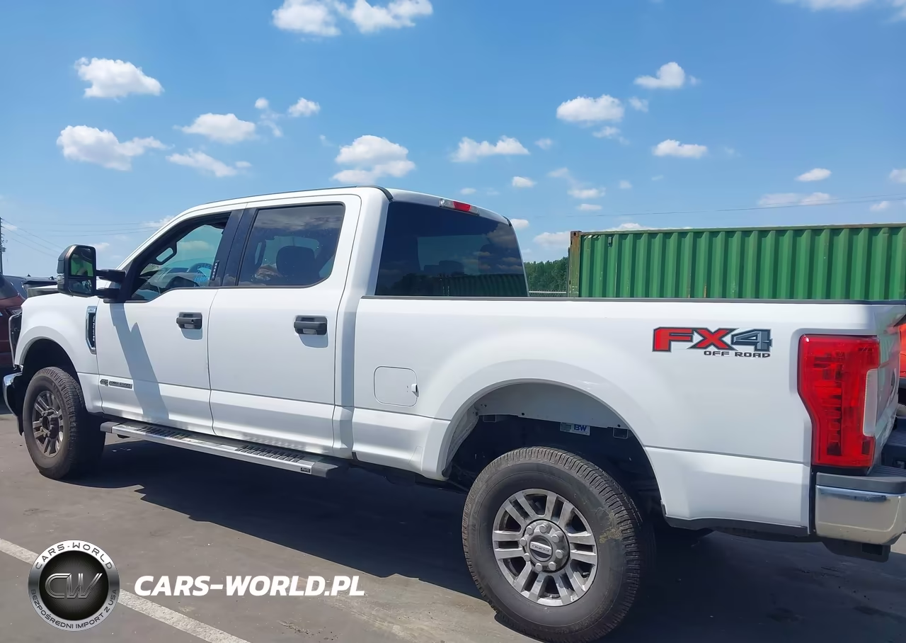 2018 Ford F-250 Xlt VIN:1FT7W2BT6JEC13281 - 14