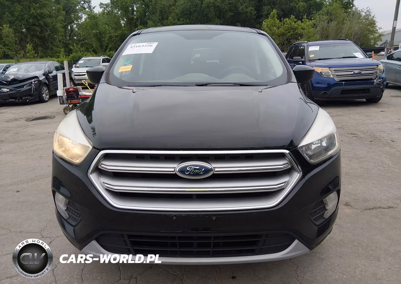 2017 Ford Escape Se VIN:1FMCU0GD1HUC86841 - 12