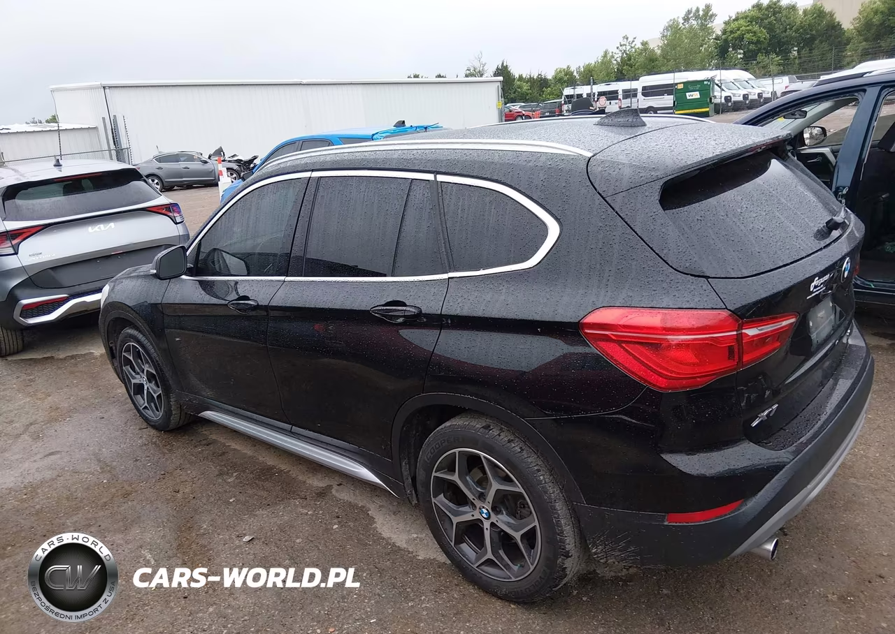 2018 BMW X1 Sdrive28I VIN:WBXHU7C38J5L07347 - 14