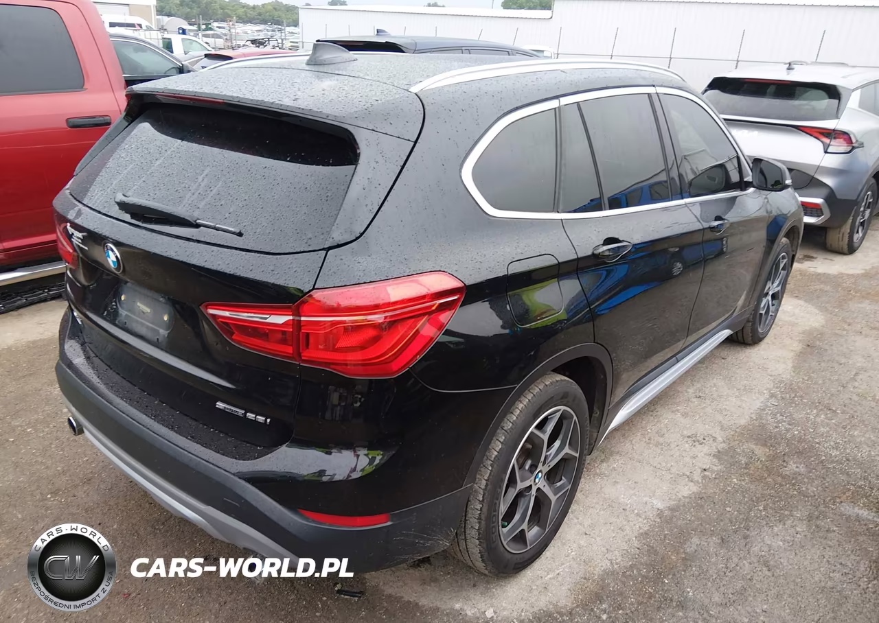 2018 BMW X1 Sdrive28I VIN:WBXHU7C38J5L07347 - 4