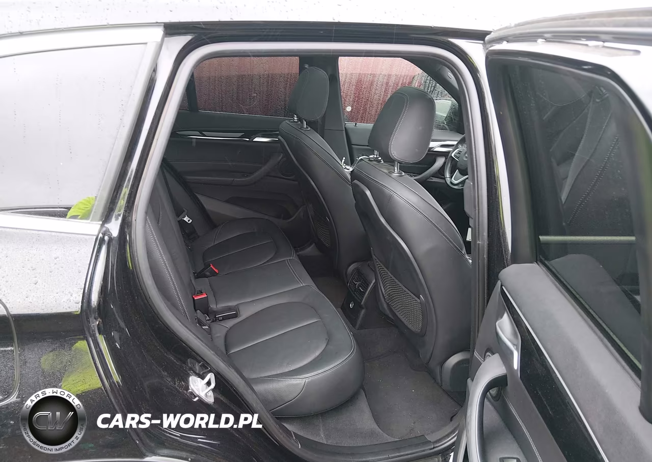2018 BMW X1 Sdrive28I VIN:WBXHU7C38J5L07347 - 8