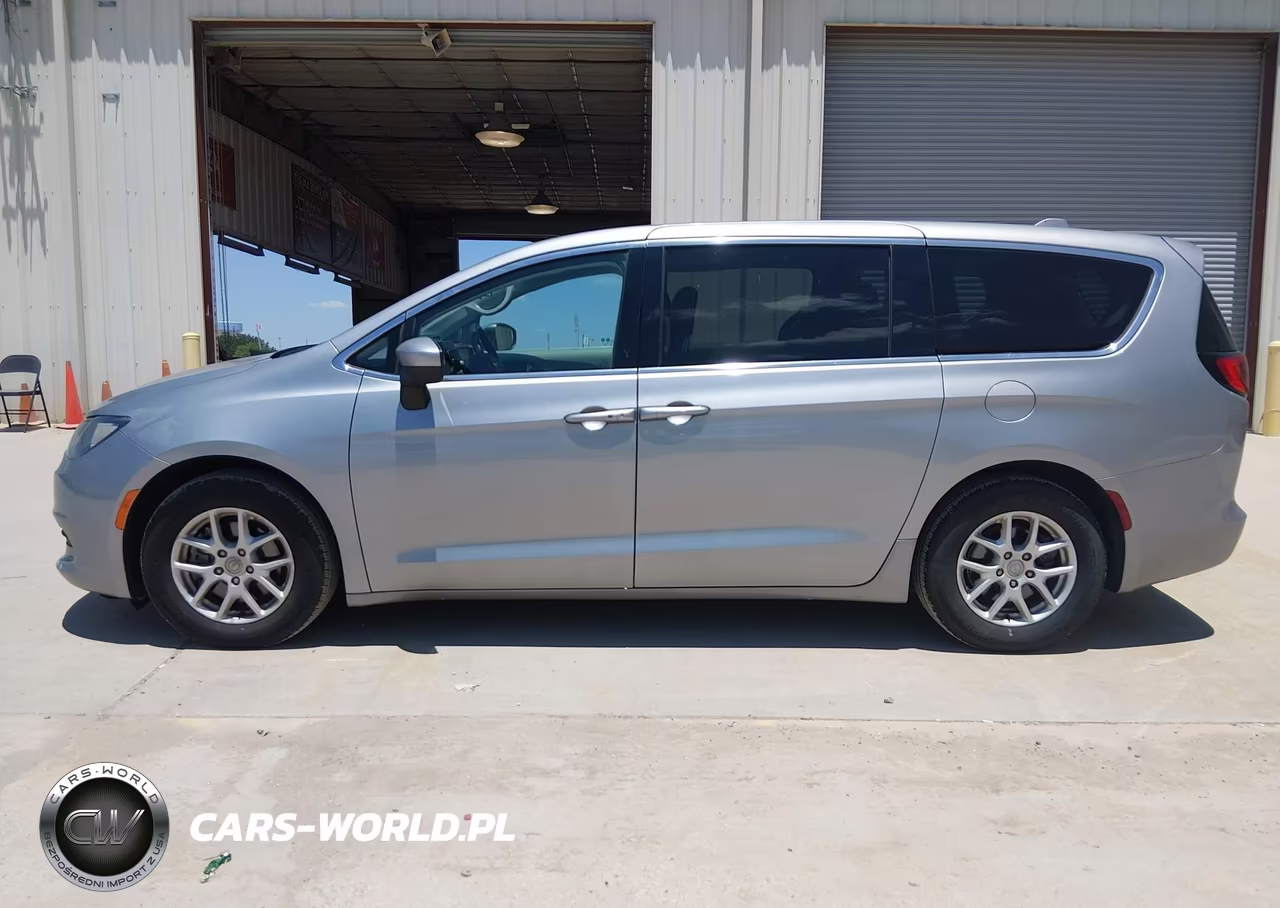 2020 Chrysler Voyager Lx VIN:2C4RC1CG2LR249293 - 18