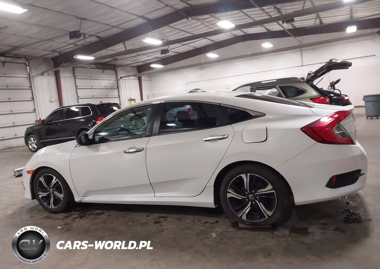 2017 Honda Civic Touring VIN:19XFC1F99HE000398 - 14