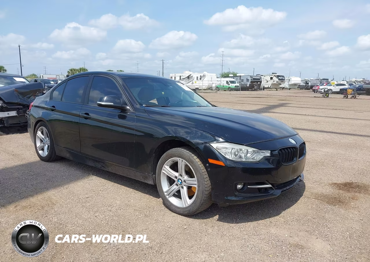 2014 BMW 320I xDrive – zdjęcie 1 z 12