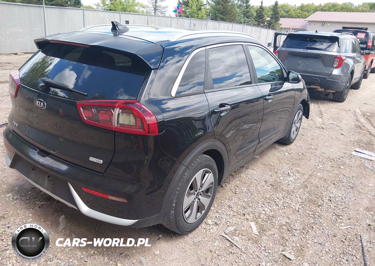2019 Kia Niro Lx VIN:KNDCB3LC5K5240388 - 4