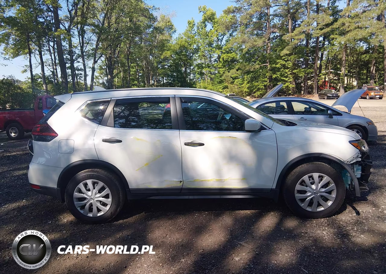 2018 Nissan Rogue S VIN:5N1AT2MT8JC714160 - 14