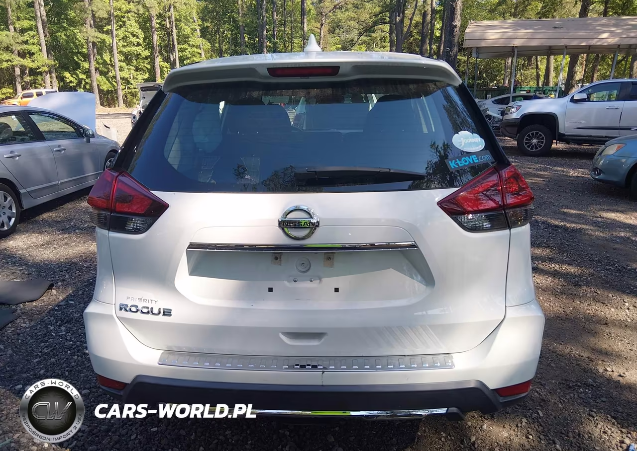 2018 Nissan Rogue S VIN:5N1AT2MT8JC714160 - 17