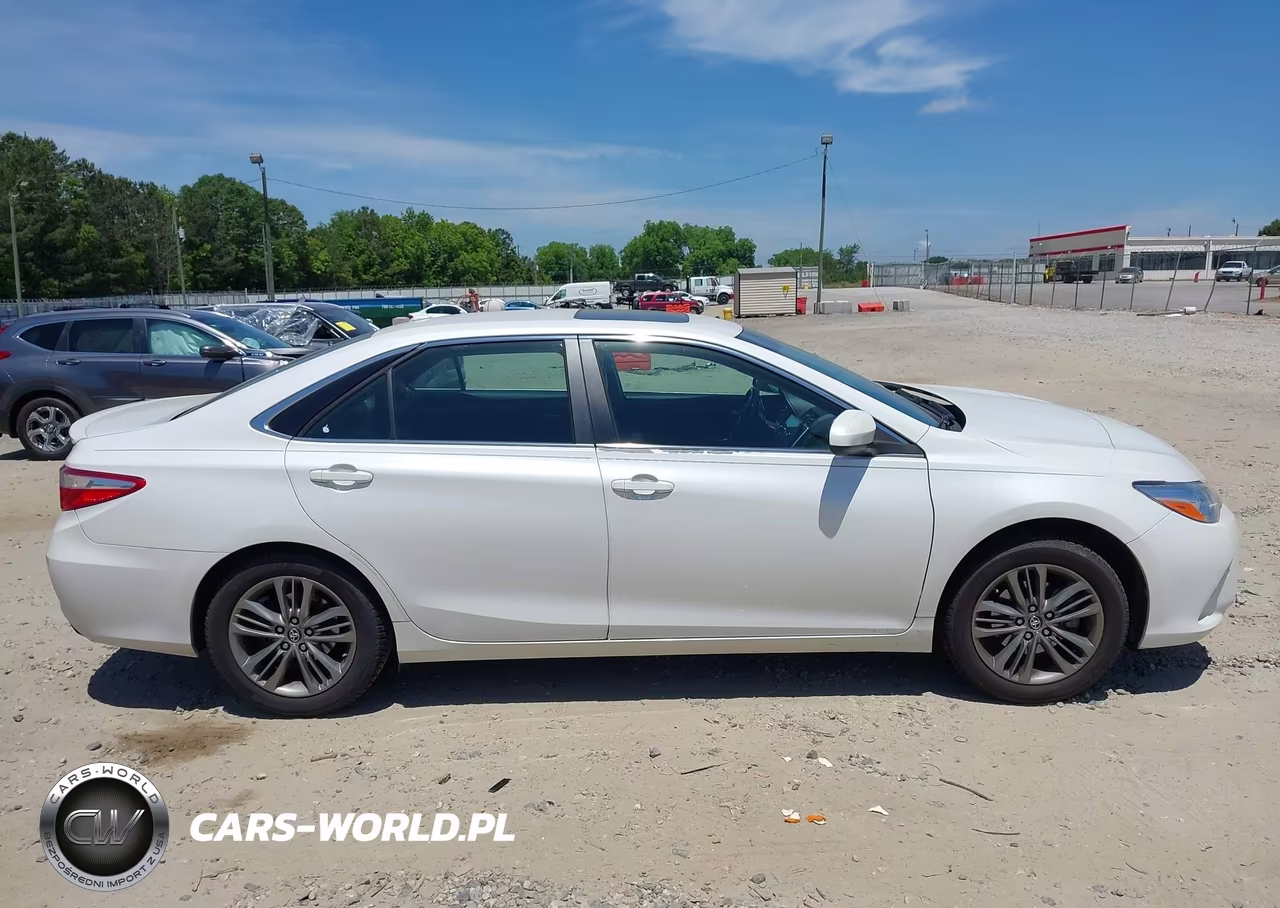 2015 Toyota Camry Se VIN:4T1BF1FK4FU027365 - 12